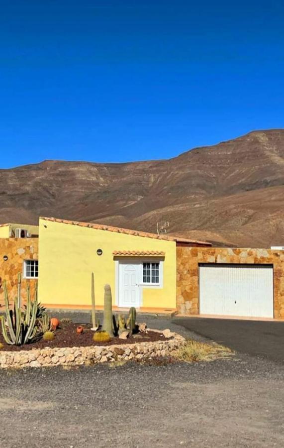 Vacacional Aicanora Apartment Tuineje Exterior photo